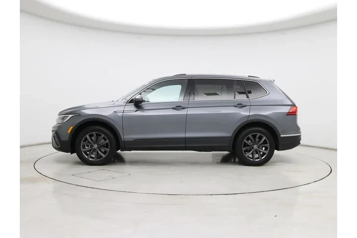 $22998 : Volkswagen Tiguan 2022 SE 4d image 3