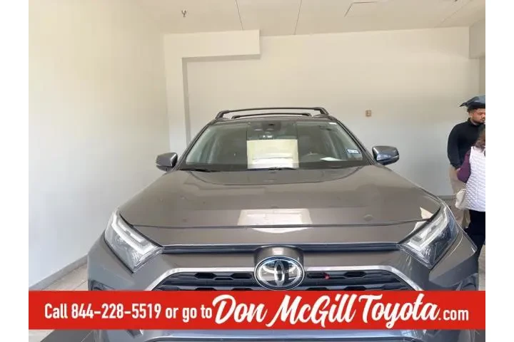 $27810 : Toyota RAV4 2024 XLE Premium image 4