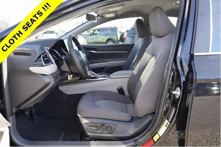 $21789 : Toyota Camry 2023 LE 4dr Sed image 3