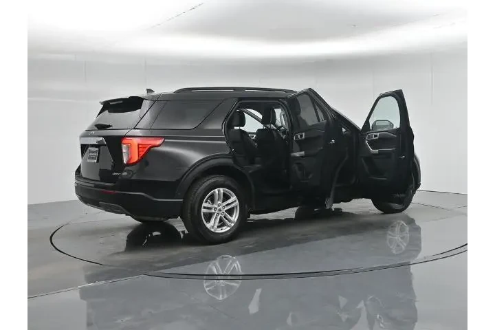 $32200 : Ford Explorer 2024 AWD XLT 4 image 6
