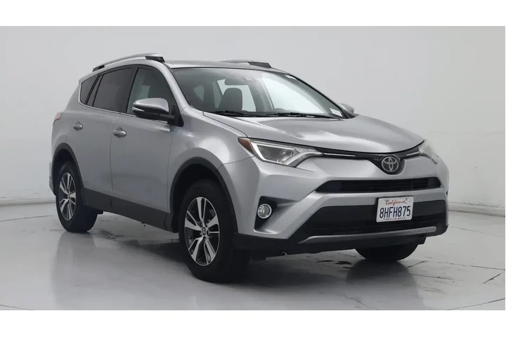 $23998 : Toyota RAV4 2018 XLE 4dr SUV image 1
