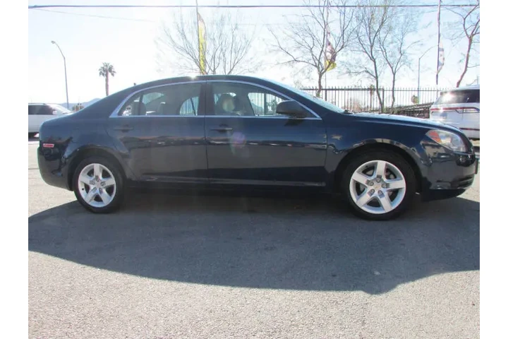 $7995 : 2011 Malibu LS Fleet image 4