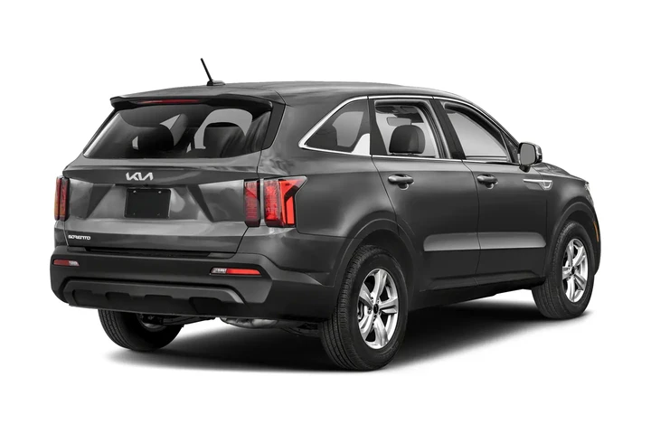 $23250 : 2023 Sorento LX image 2