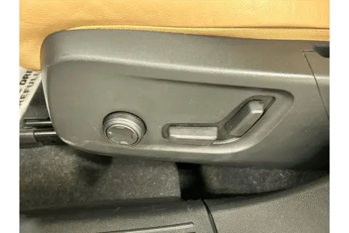 $28411 : Volvo XC40 2022 AWD T5 Inscr image 10