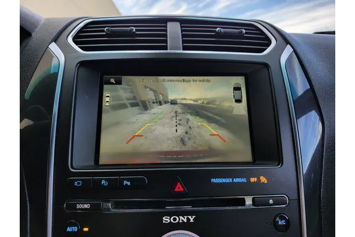 $11843 : Ford Explorer 2016 AWD Limit image 6