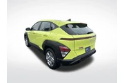 $22687 : Hyundai KONA 2025 SE 4dr Cro thumbnail