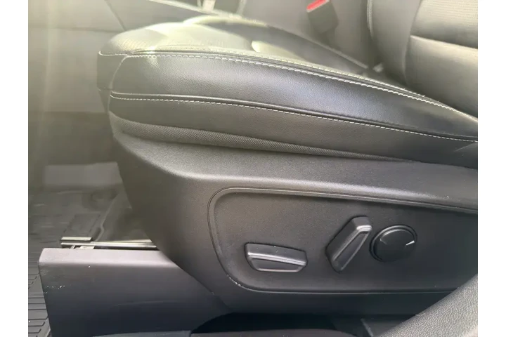 $30995 : Ford Escape 2023 AWD Platinu image 2