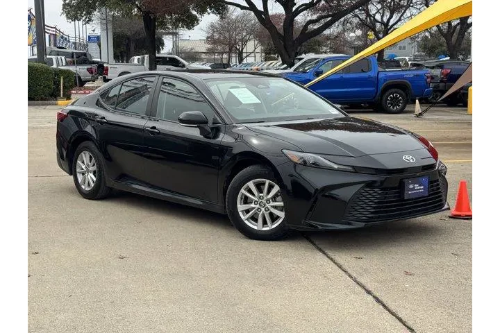 $25887 : Toyota Camry 2025 LE 4dr Sed image 1