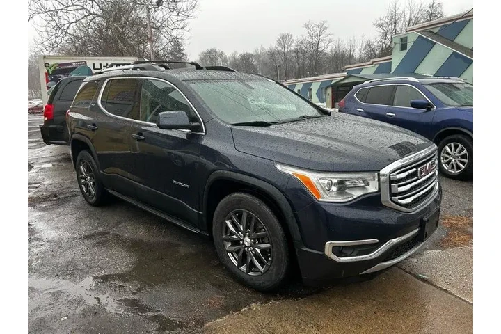 2017 GMC Acadia SLT-1 AWD image 1