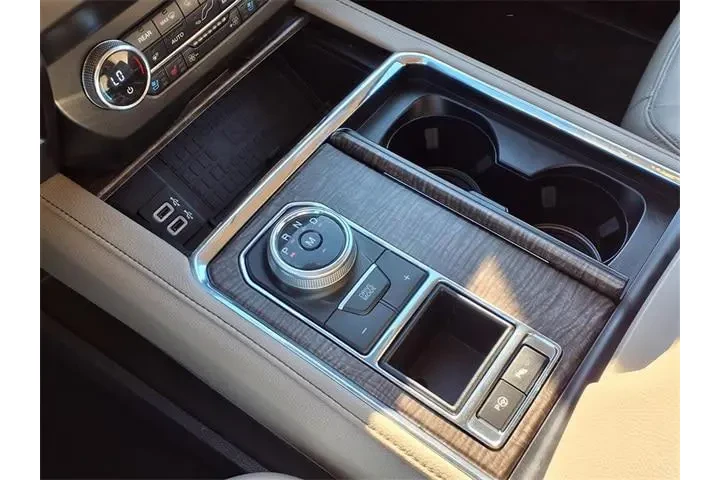 $25999 : Ford Expedition 2019 4x2 Lim image 8