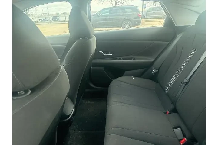 $18395 : Hyundai ELANTRA 2023 SEL 4dr image 7