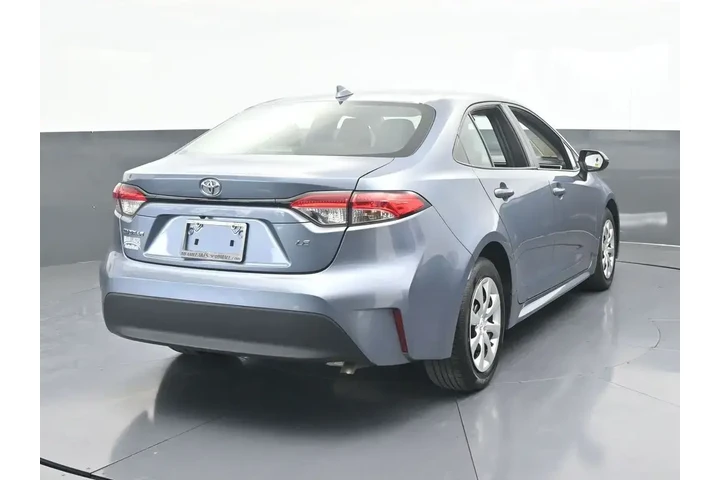$16879 : Toyota Corolla 2024 LE 4dr S image 5
