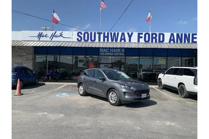 $18696 : Ford Escape 2022 S 4dr SUV image 1