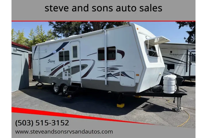 $11900 : 2005 Forest River Sierra image 2