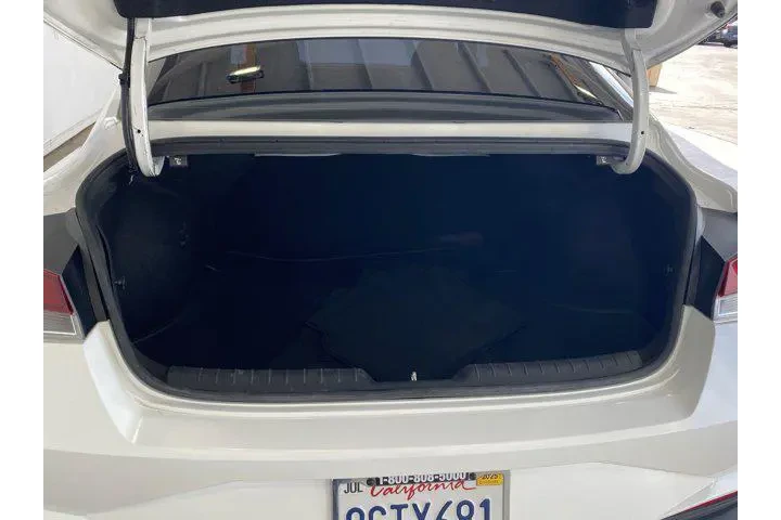 $18991 : Hyundai ELANTRA 2023 SEL 4dr image 8