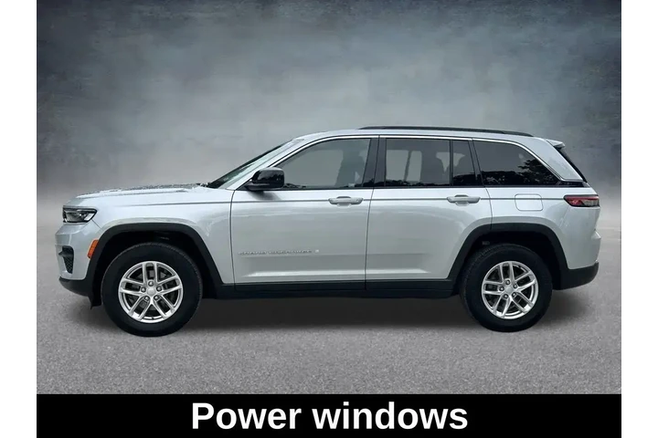 $27996 : Jeep Grand Cherokee 2024 4x4 image 10