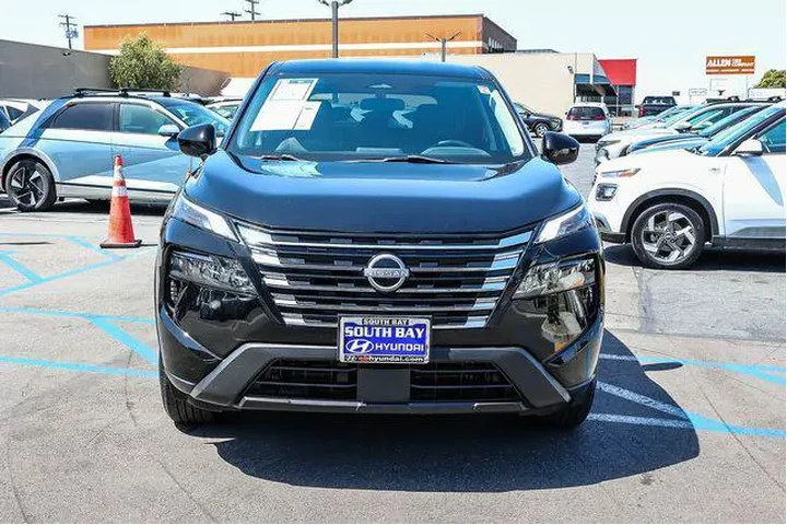 $19998 : Nissan Rogue 2024 AWD SV 4dr image 2