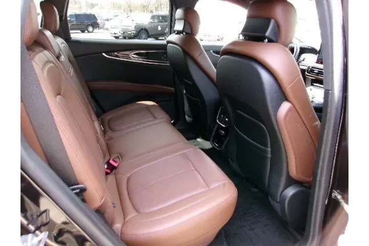 $39996 : Lincoln Nautilus 2023 AWD Re image 6