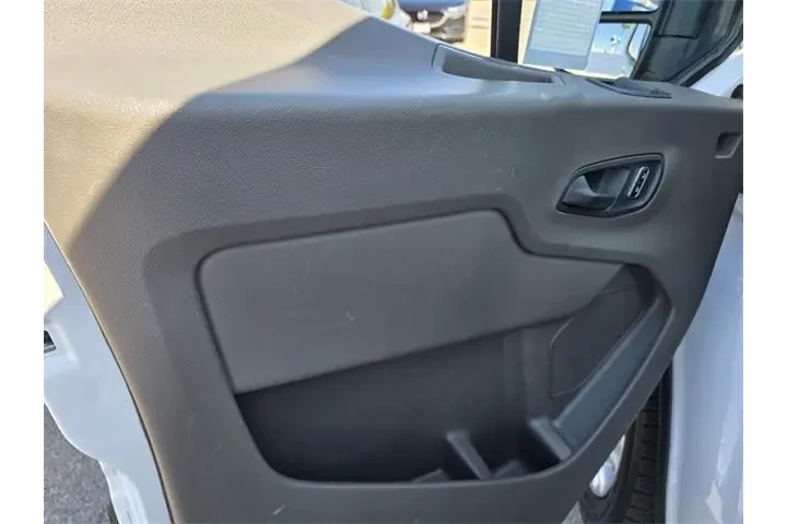 $31991 : Ford Transit 2023 250 3dr LW image 8