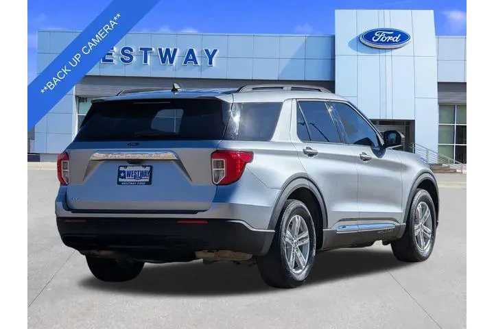 $26657 : Ford Explorer 2023 XLT 4dr S image 4