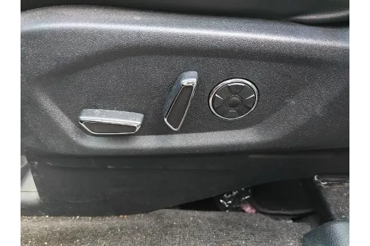 $18298 : Ford Explorer 2017 AWD Plati image 7