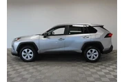 $26801 : Toyota RAV4 2024 AWD LE 4dr thumbnail