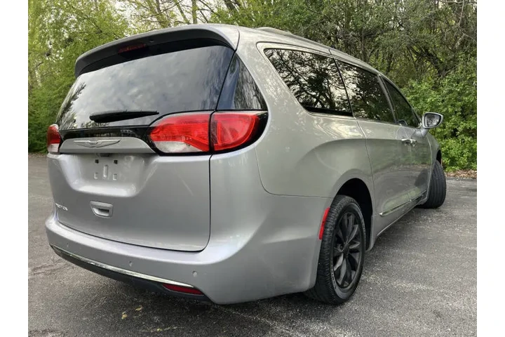 $12997 : 2017 Pacifica Touring Plus image 7
