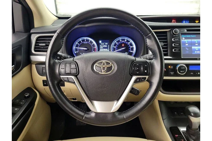 $30998 : Toyota Highlander 2018 AWD X image 10