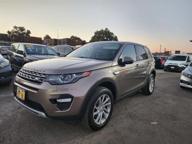 $15599 : 2016 Land Rover Discovery Spo image 4