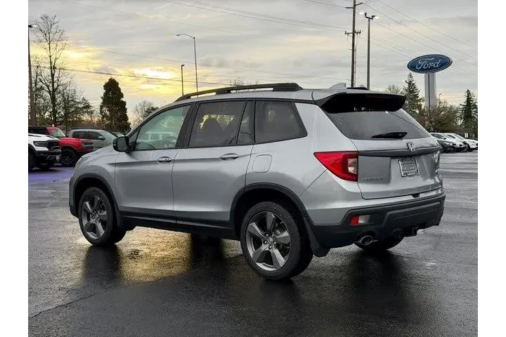 $27995 : Honda Passport 2020 AWD Tour image 6