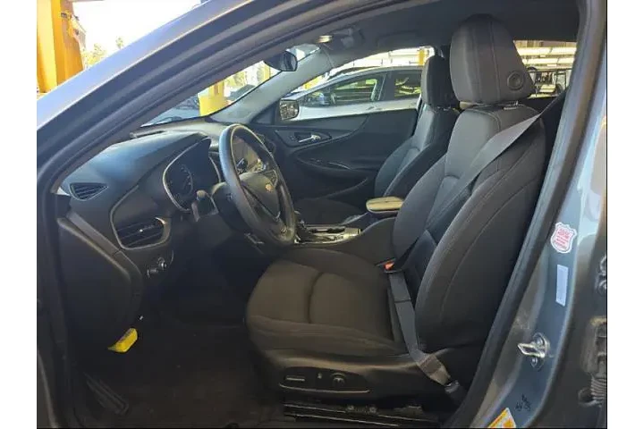 $20995 : Chevrolet Malibu 2024 LT 4dr image 4