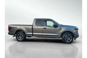 $38993 : Ford F-150 2024 4x2 STX 4dr thumbnail