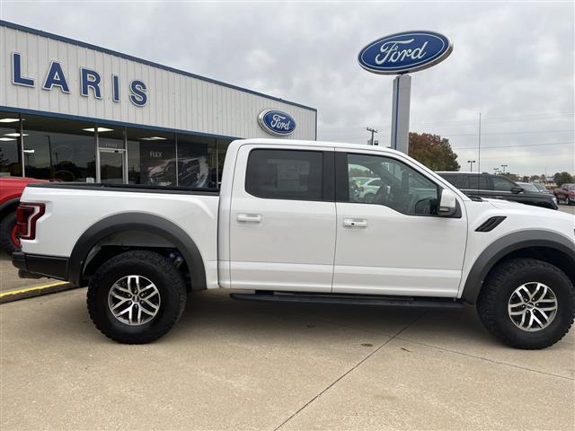 $51495 : 2018 F-150 Raptor Truck Super image 9