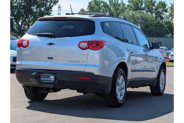 $4995 : 2012 Traverse LS image 9
