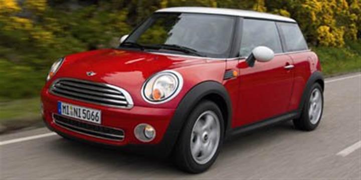 PRE-OWNED 2007 COOPER HARDTOP image 2