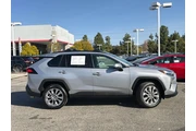 $38987 : Toyota RAV4 2025 AWD XLE Pre thumbnail