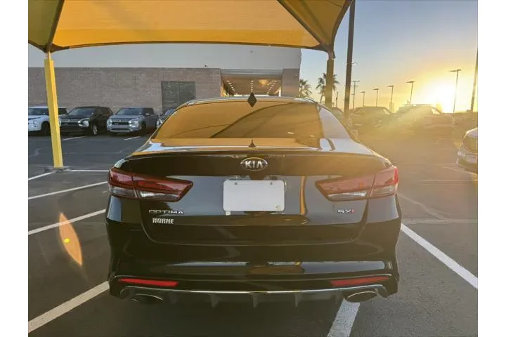 $15999 : Kia Optima 2016 SXL Turbo 4d image 6