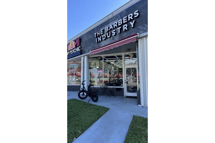 Barber wanted image 4