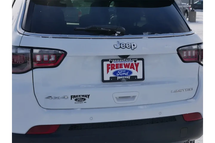 $21992 : Jeep Compass 2025 4x4 Limite image 10