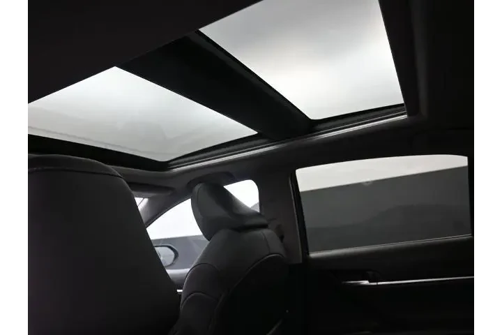 $29491 : Toyota Camry 2024 XSE 4dr Se image 2