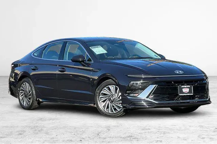 $22990 : Hyundai SONATA Hybrid 2025 S image 2