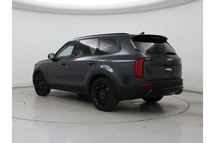 $35998 : Kia Telluride 2022 AWD SX 4d image 2