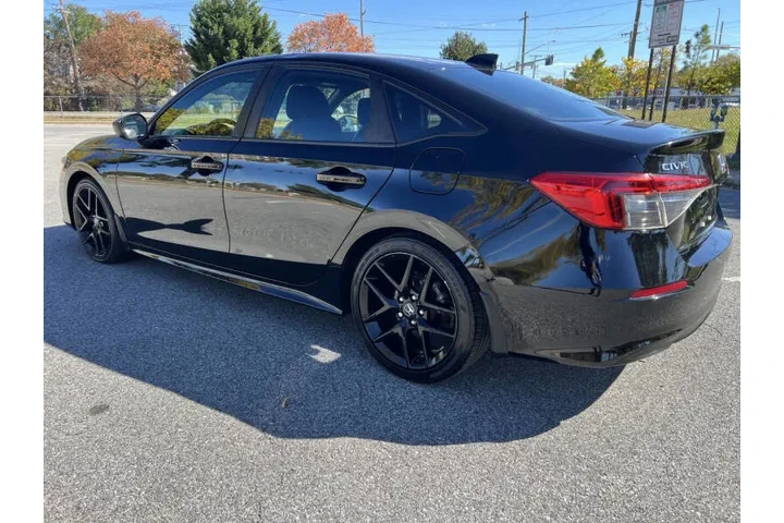 $17500 : 2022 Civic Sport image 5