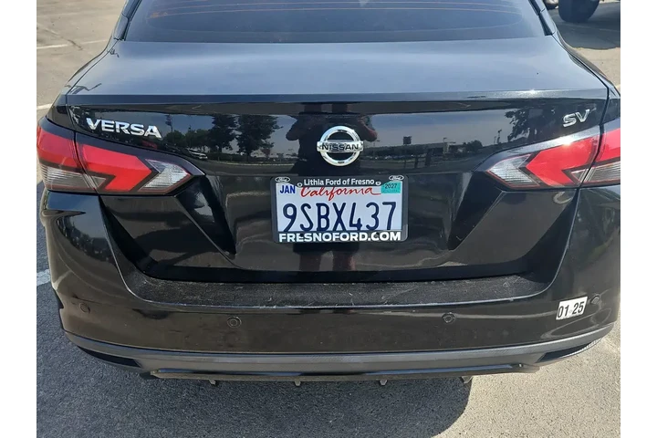 $14500 : Nissan Versa 2021 SV 4dr Sed image 8