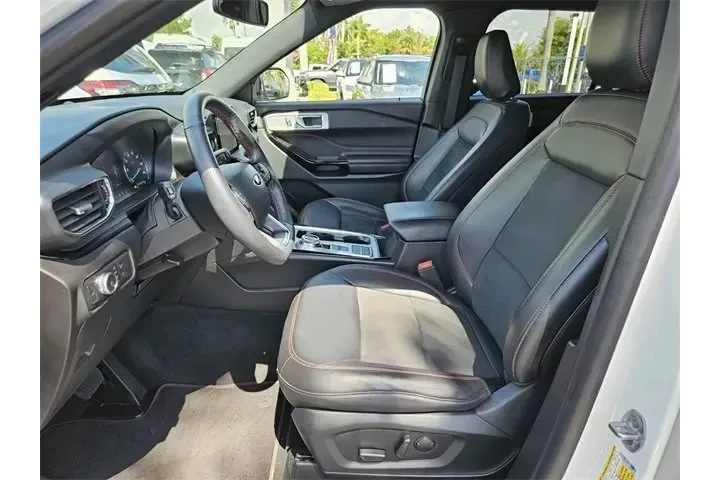 $31990 : Ford Explorer 2022 ST-Line 4 image 3
