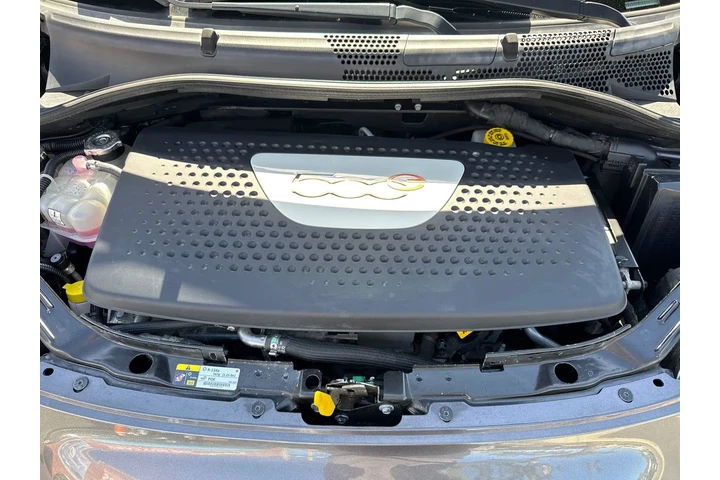 $7995 : FIAT 500e 2017 Base 2dr Hatc image 6