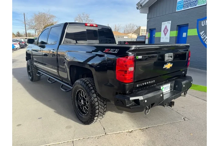2015 Silverado 2500HD LTZ Cre image 7