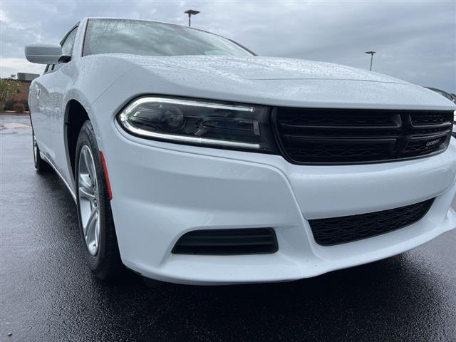 $23688 : PRE-OWNED 2022 DODGE CHARGER image 10