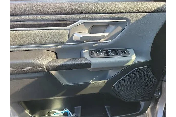 $25500 : Ram 1500 2021 4x2 Big Horn 4 image 10