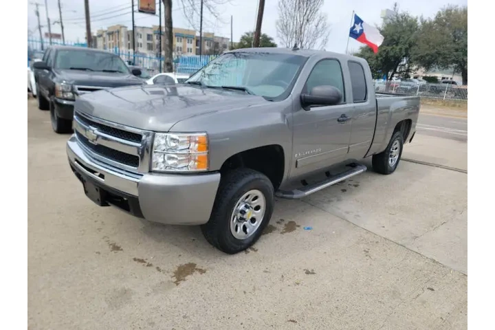 $10500 : 2008 Silverado 1500 image 1